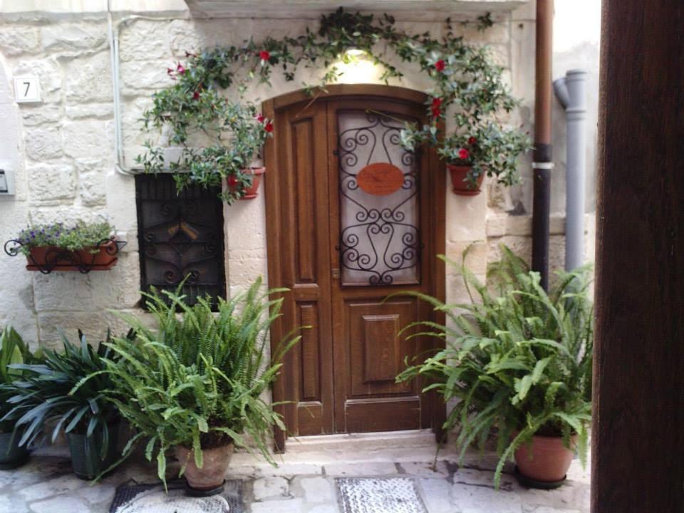 Corte Sagarriga Visconti Giovinazzo Exterior foto